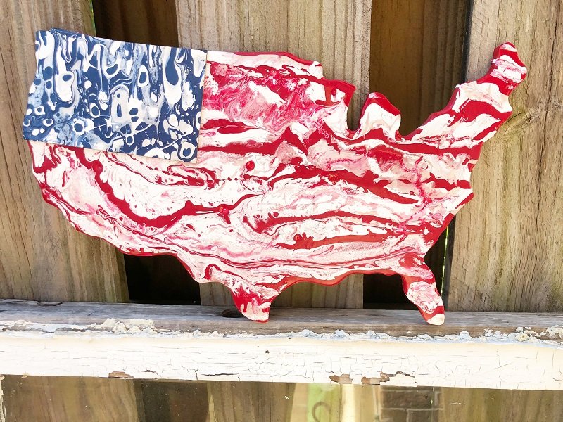Learn how to create a Paint Pour American Flag with DecoArt on a USA wooden plaque a patriotic tutorial with Creatively Beth